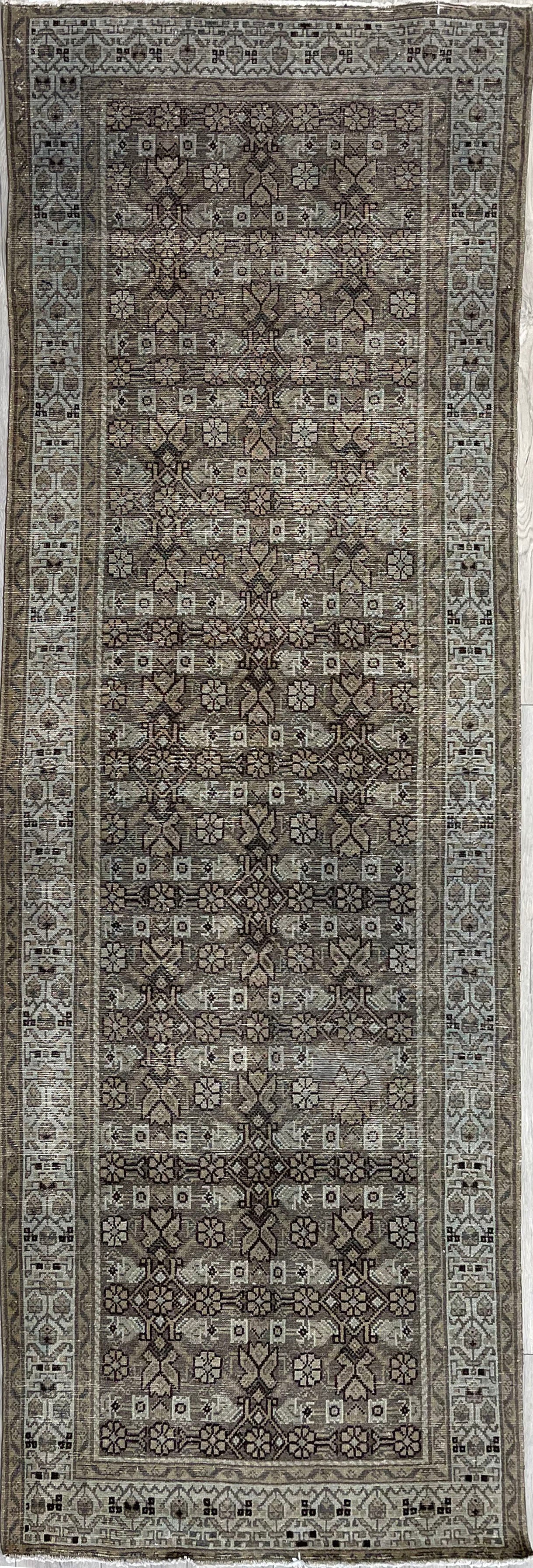 3'7"x9'7" Vintage Persian Malayer Wool Runner (#10027)