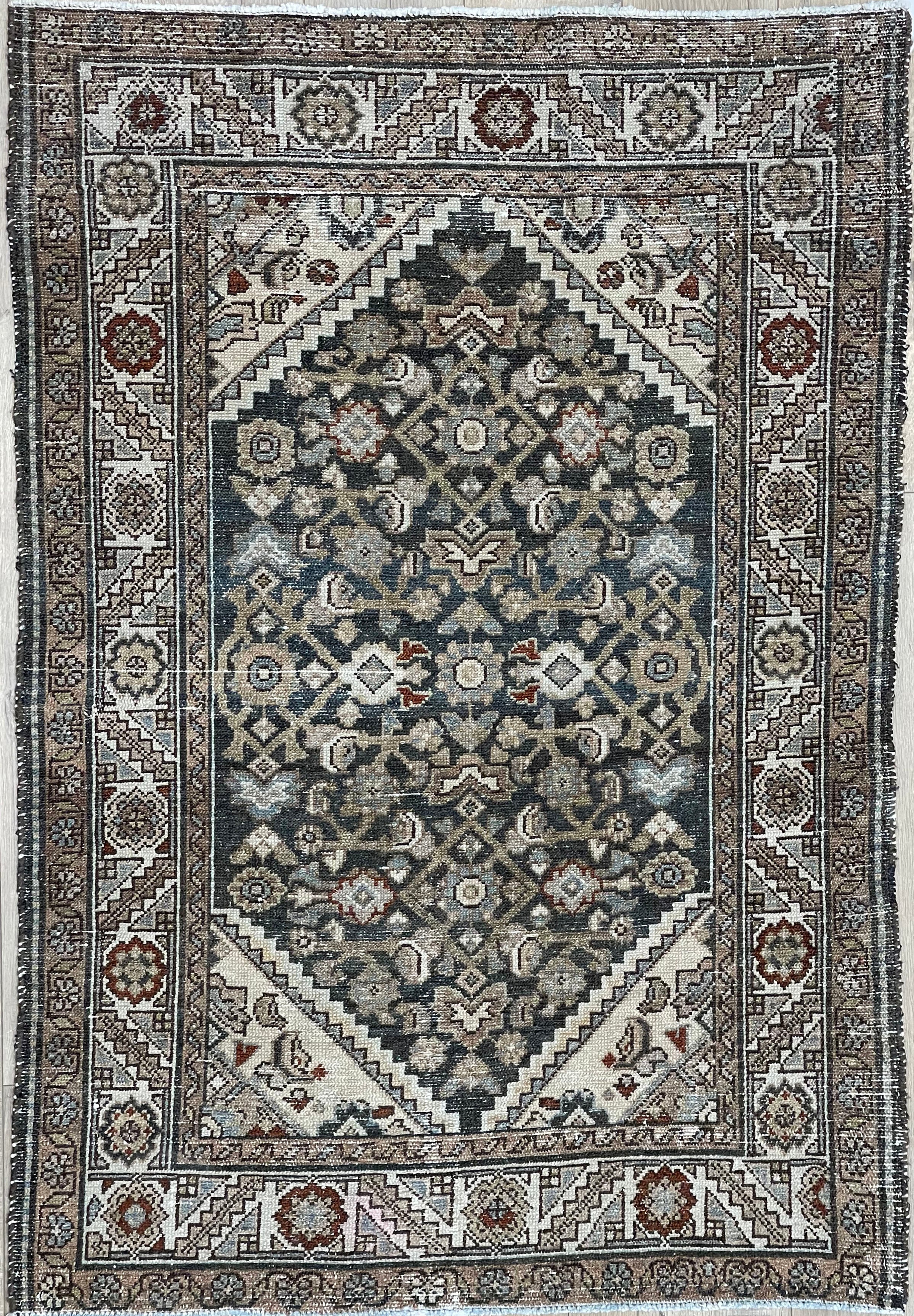 3'2"x4'5" Vintage Persian Malayer Wool (#9731)